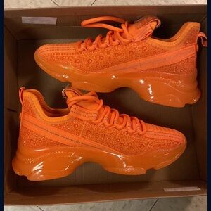 Steve Madden Maxima Sneakers Size 7.5